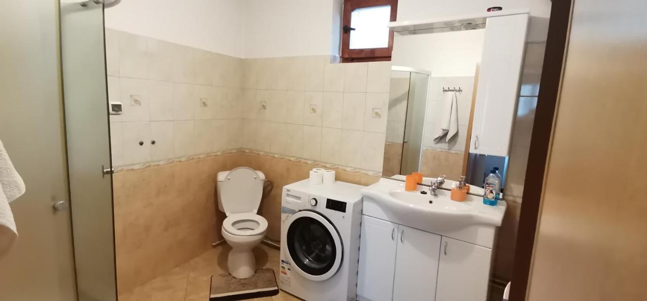 Casa Sara Otel Săcele Dış mekan fotoğraf